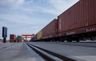 合肥海铁联运班列2021年发运量突破20000标箱，助力区域经济发展